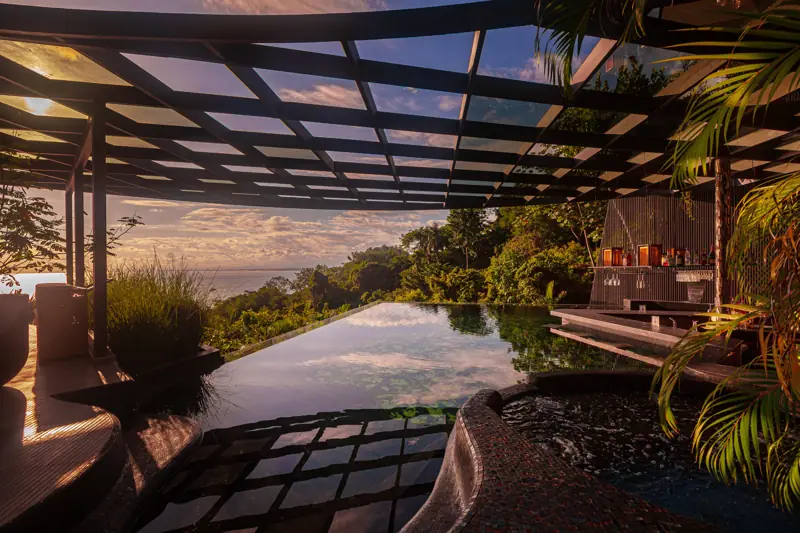 Pool pergola, Ocean Club, Makanda